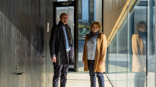 Hanna Temmes ja Antti Pirhonen Aviapolis X -paviljongissa.